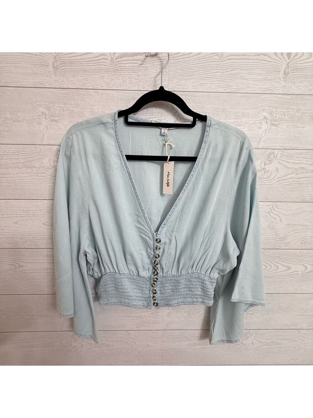 Miss Selfie Women’s Light Blue Long Sleeve Crop Top. Size L